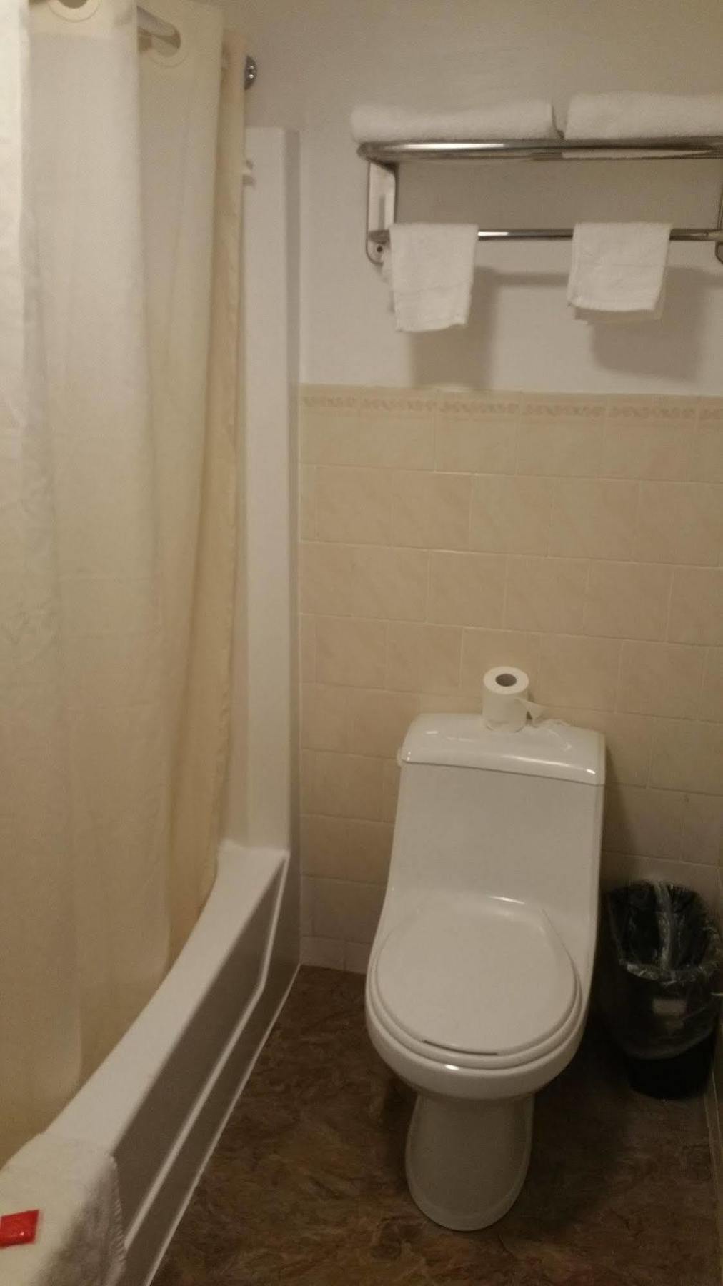 Dartmouth Motor Inn Zewnętrze zdjęcie